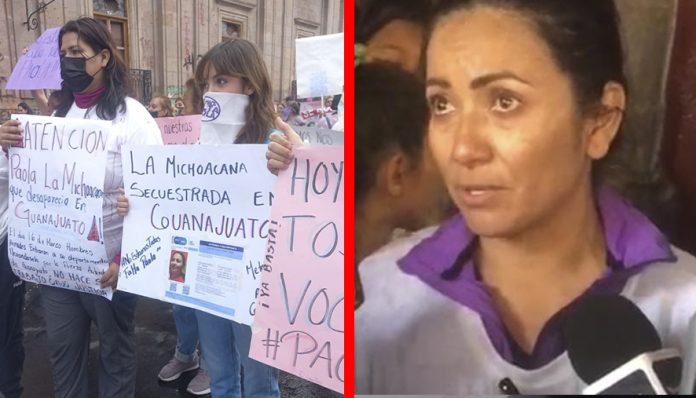 Aún con lluvias alrededor de 300 personas marcharon por las desaparecidas de Michoacán