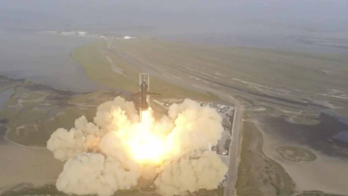 Starship, el cohete más poderoso de la historia explota en pleno lanzamiento