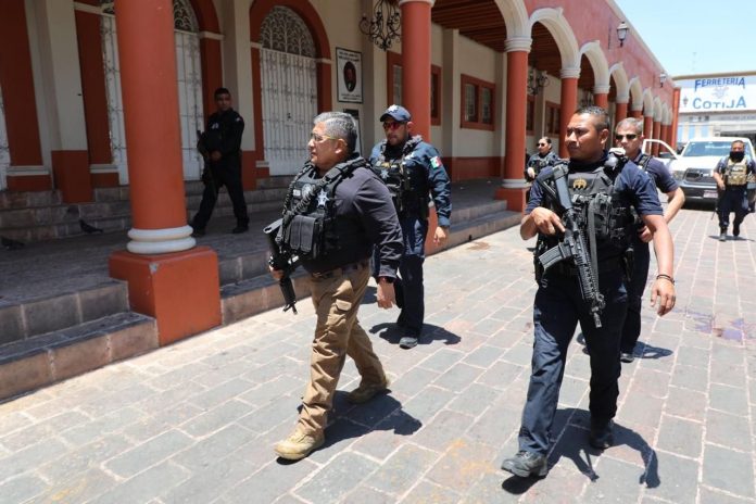 Tras reforzamiento de seguridad en Cotija, SSP y Sedena aseguran camioneta blindada
