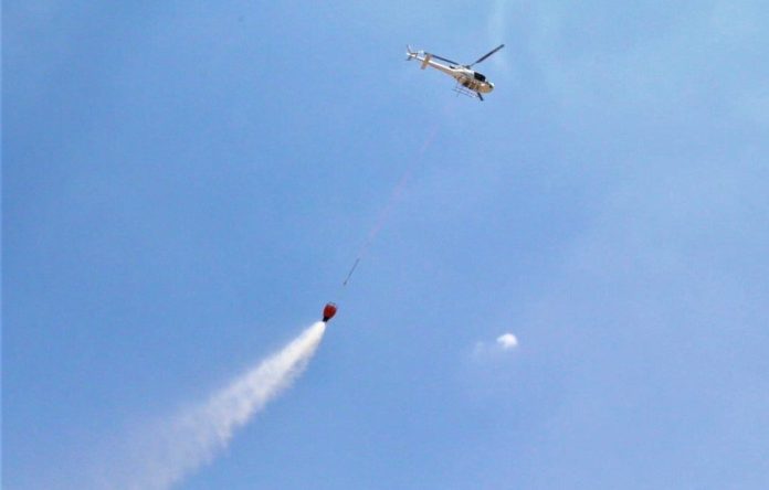 El siniestro ocurrido en el cerro de San Ángel Zurumucapio pudo ser controlado en un 90 por ciento, tras 32 descargas hechas con el helibalde.