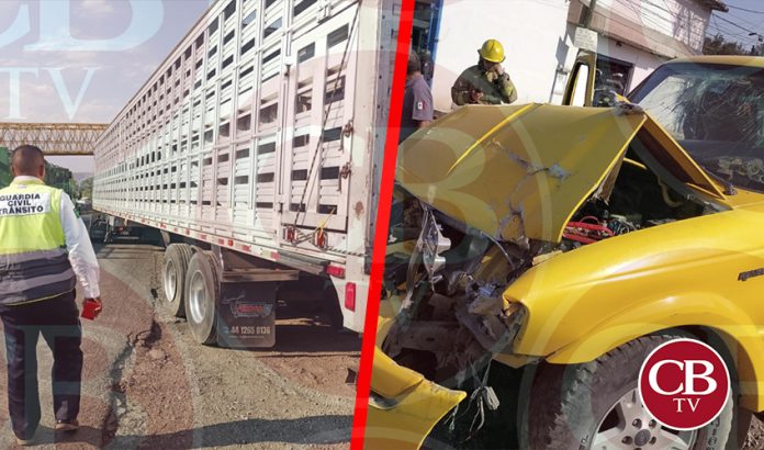 Camioneta le pega a un tráiler por alcance en la Morelia-Salamanca