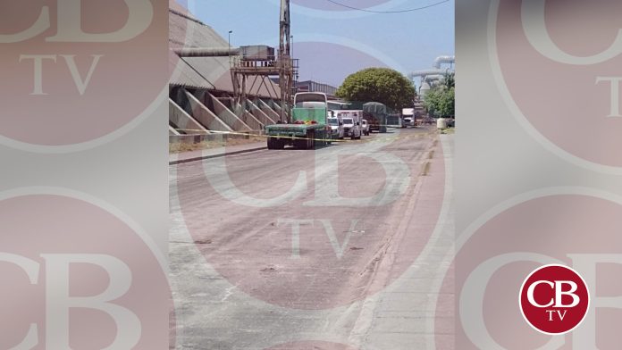 Muere chofer de tráiler dentro de Fertinal