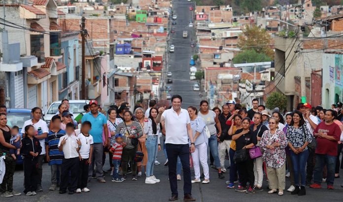 Alfonso Martínez coloca cámaras de videovigilancia en La Obrera