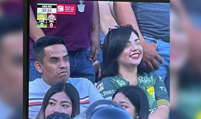 Mujer exhibe a su expareja por ir al estadio en lugar de dar pensión alimenticia
