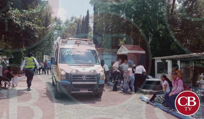 Explota pirotecnia cuando ingresaron al panteón con su difunto