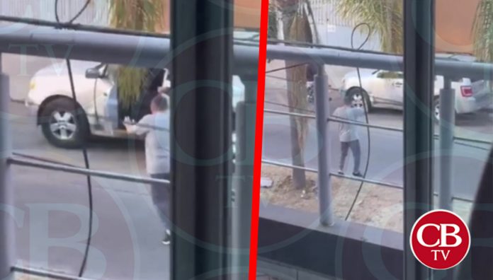 Video/ Motosicarios roban una camioneta a balazos en Uruapan