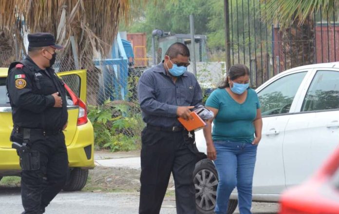 FGR niega acceso a carpeta de investigación a padres de Debhani Escobar