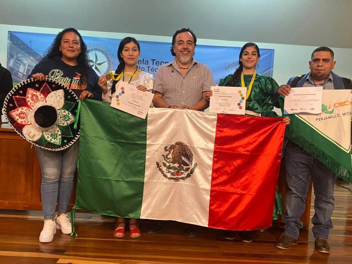 Michoacán gana oro en concurso latinoamericano de ciencia en Colombia: Cecytem