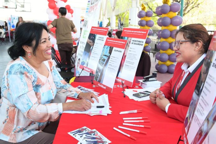 Anuncian ferias del empleo en 6 municipios de Michoacán; hay mil 300 vacantes