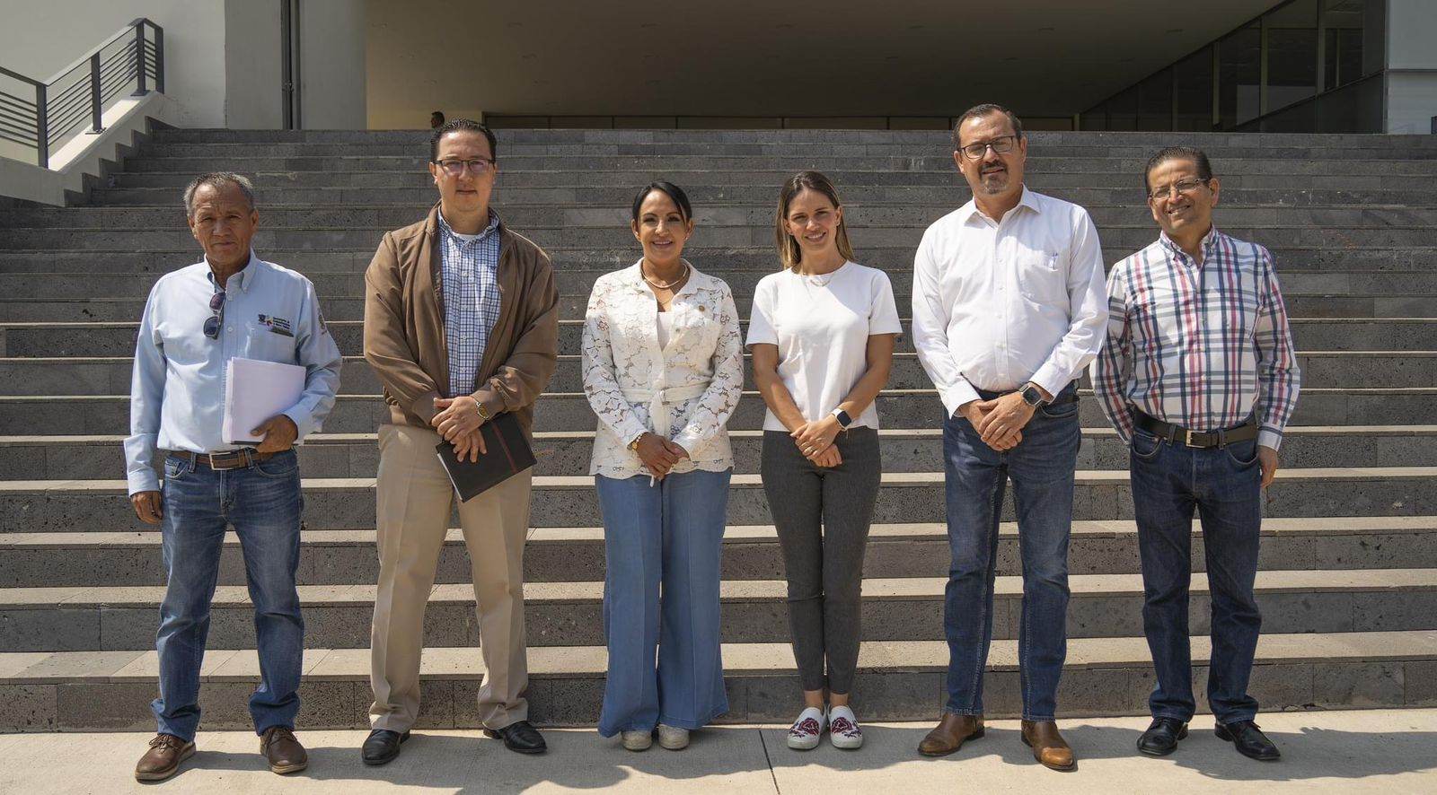 Diputada Daniela De Los Santos promueve infraestructura educativa en Michoacán Diputada Daniela De Los Santos promueve infraestructura educativa en Michoacán