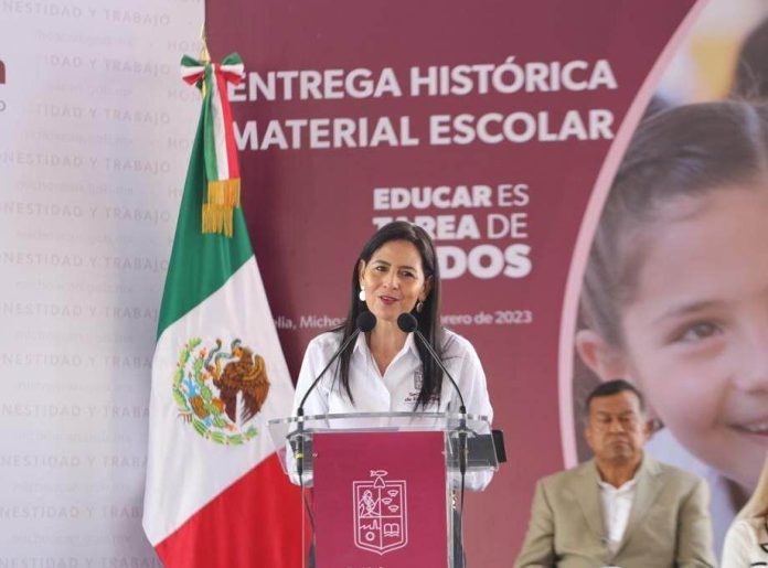 Invierte SEE 670 mdp para dignificar espacios educativos en Michoacán