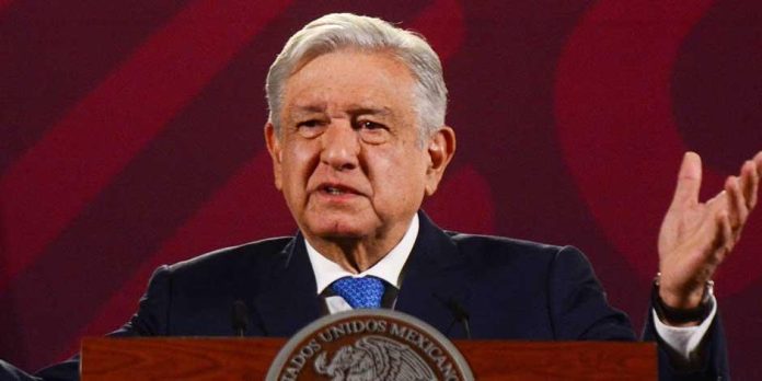 AMLO arremete contra SCJN tras invalidar “Plan B” electoral