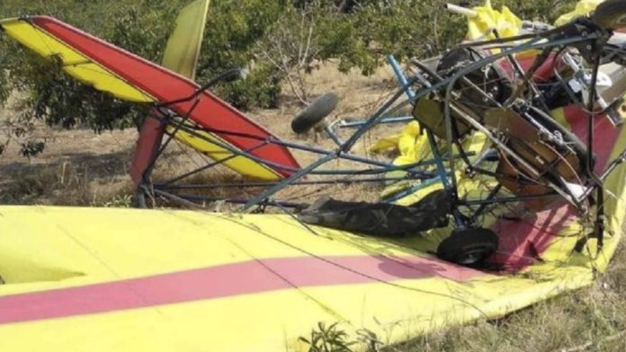 Avioneta cae y deja una persona muerta y una herida