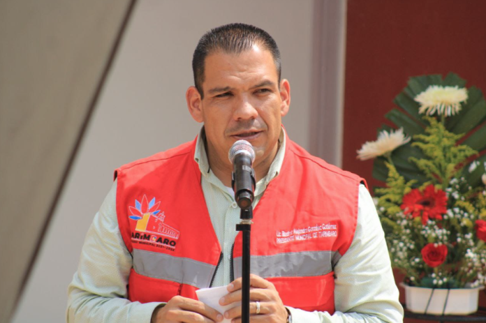 Entrega Bladimir González obras en escuelas en Tarímbaro