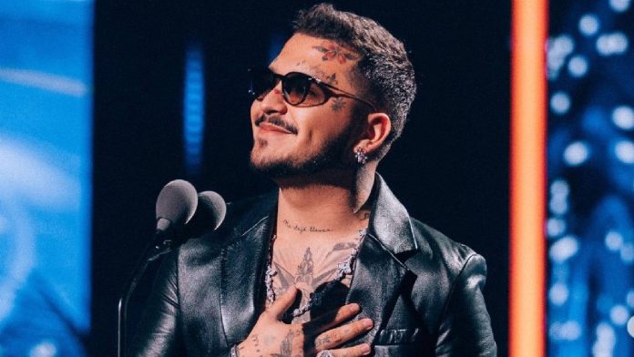 Christian Nodal, del Foro Sol a los juzgados