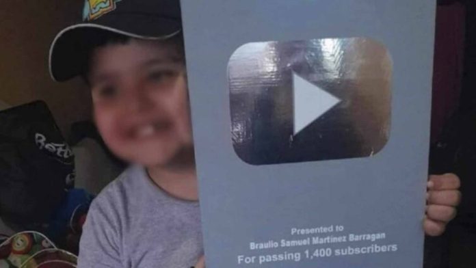 Niño logra más de 100 mil suscriptores en YouTube tras regalo de su padre