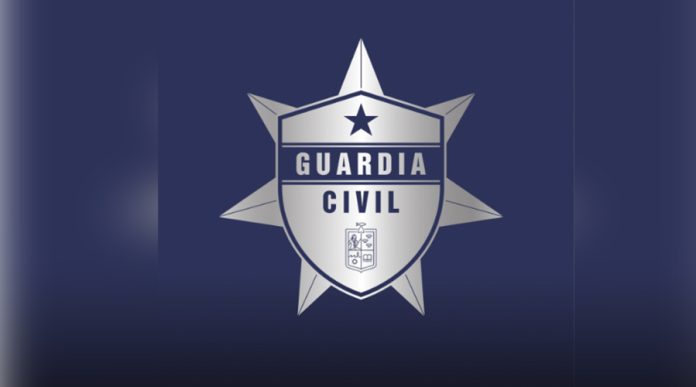 SP detiene a 2 hombres en posesión de droga y réplicas de arma de fuego; en Zamora