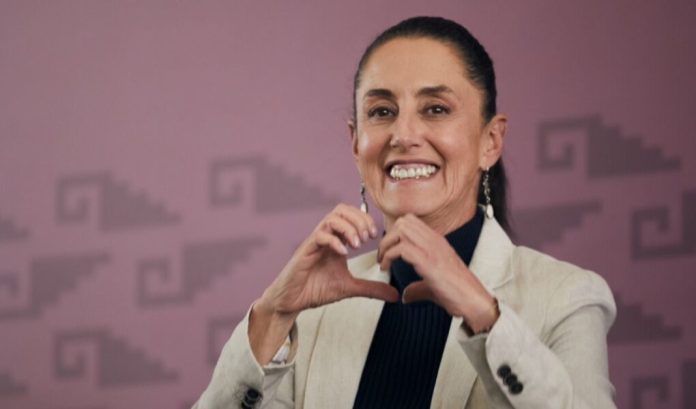 Claudia Sheinbaum aplaude la Ley 3 de 3: 