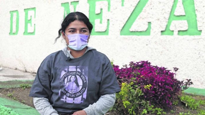 Sentencian a Roxana a 6 años de prisión por matar a su agresor sexual
