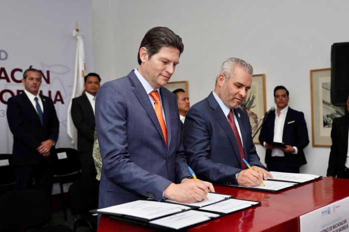 Reconoce el gobernador al alcalde por su compromiso a favor de la seguridad.