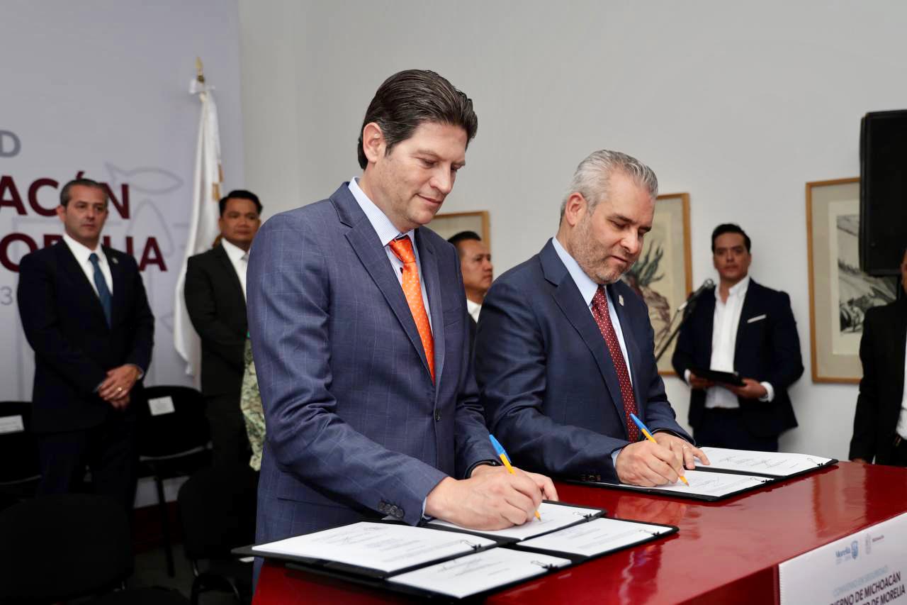 Reconoce el gobernador al alcalde por su compromiso a favor de la seguridad. Reconoce el gobernador al alcalde por su compromiso a favor de la seguridad.