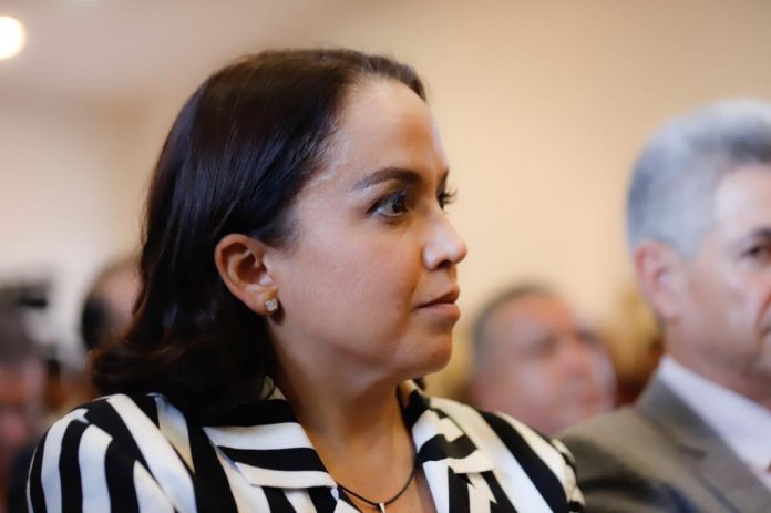 Se pronuncia Andrea Villanueva