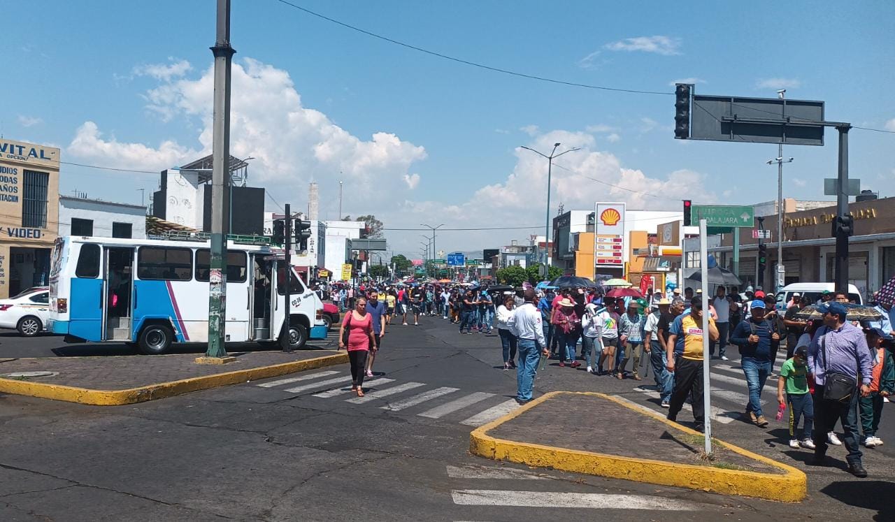 En Morelia las marchas de diversos grupos se han vuelto algo cotidiano, el cierre de vialidad es un problema para los ciudadanos y en especial para En Morelia las marchas de diversos grupos se han vuelto algo cotidiano, el cierre de vialidad es un problema para los ciudadanos y en especial para