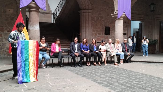 Conmemoran Día Internacional contra la Homofobia, Transfobia y la Biofobia