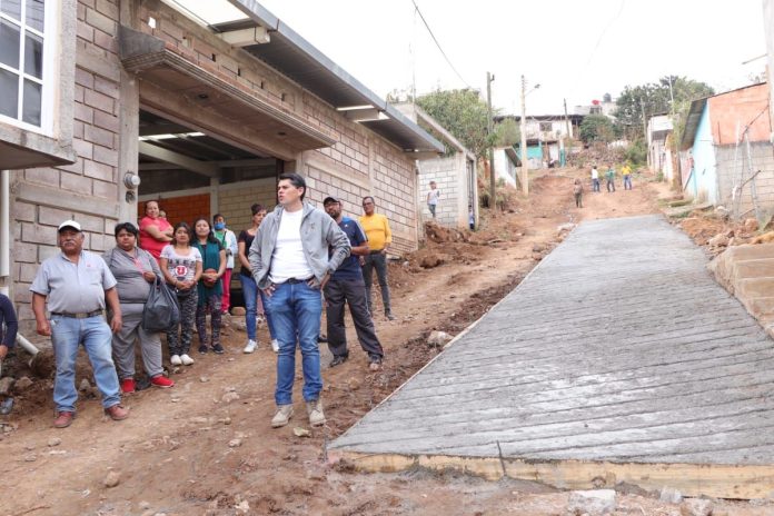 En marcha, construcción de 48 caminos en todo Zitácuaro, gracias a #Ruta100