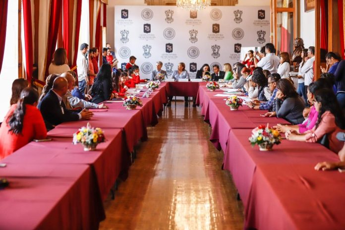 Reconoce Congreso a participantes de 12° Parlamento Niñas y Niños en México