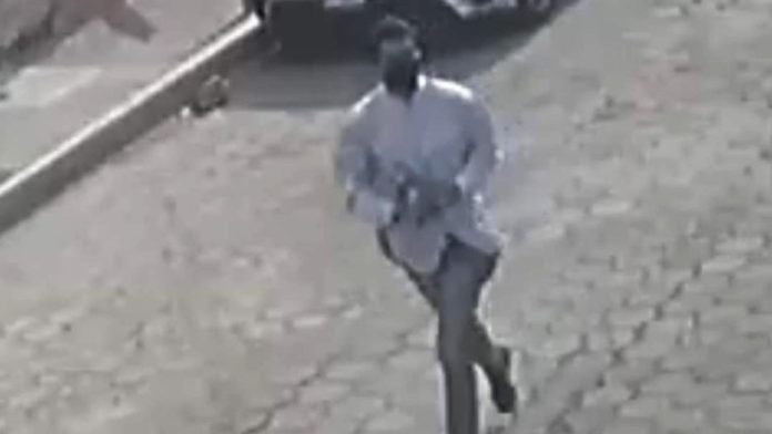 Buscan a sujeto que asaltó y mató a abuela con una piedra
