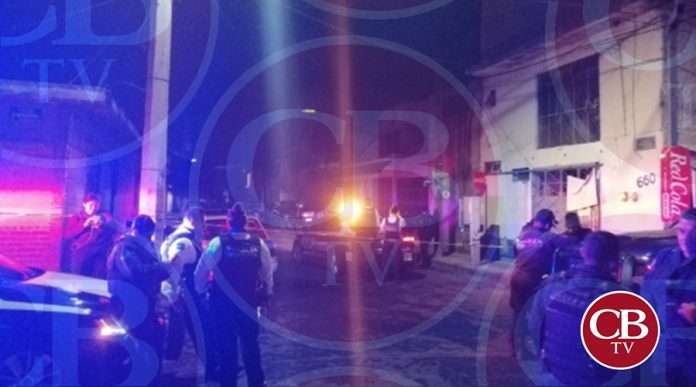 Por rijoso le meten dos balazos durante una riña en Morelia