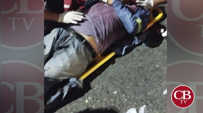 Derrapa su moto y casi se mata en LC