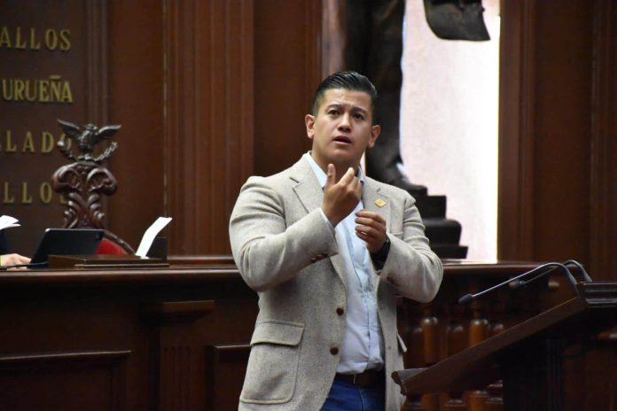 Legislación local debe garantizar el derecho a la consulta de personas con discapacidad: Víctor Zurita