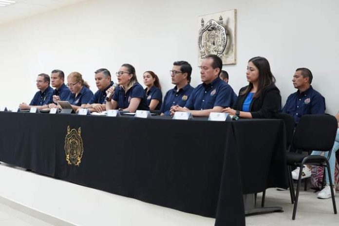 Entrega UMSNH resultados de 8 mil aspirantes a facultades