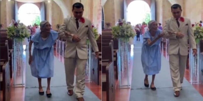 VIDEO: Abuelita entrega a su nieto en el altar y se vuelve viral