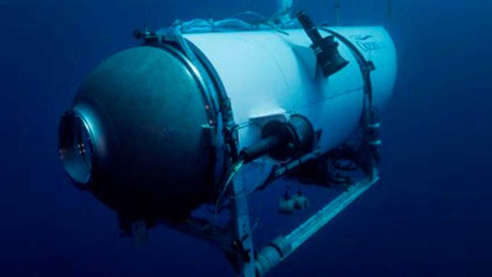 Pese a escasez de oxígeno, continúa operación de rescate del submarino