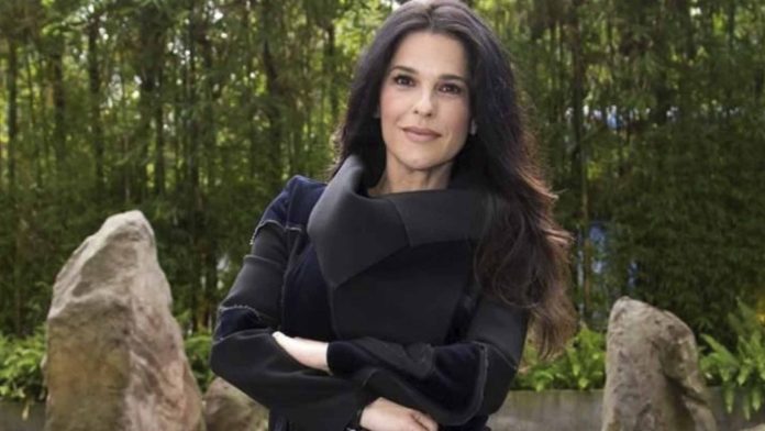 Martha Debayle pide que la feliciten por hablar bien español ya que su primera lengua es el inglés