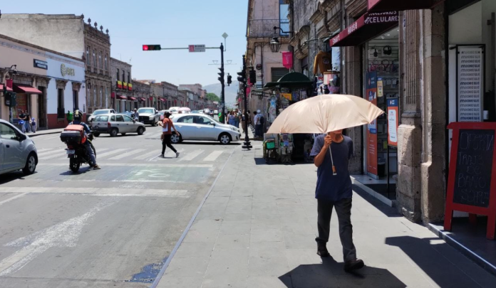 Onda de calor golpea Morelia; termómetro subirá hasta 46 grados en Michoacán