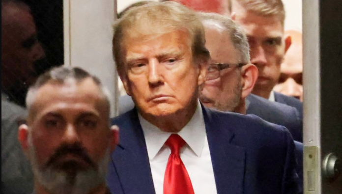 Trump pide suspender ley que prohibe tiktok en E.U.