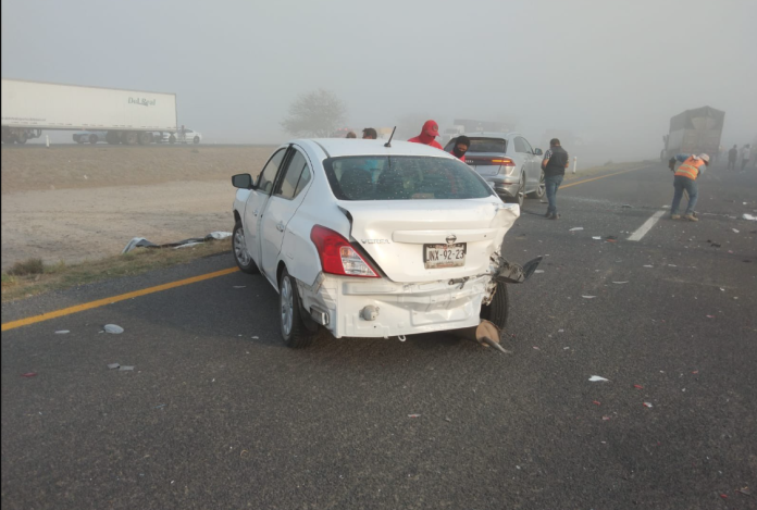 Carambola en autopista Guadalajara-Colima deja 7 lesionados