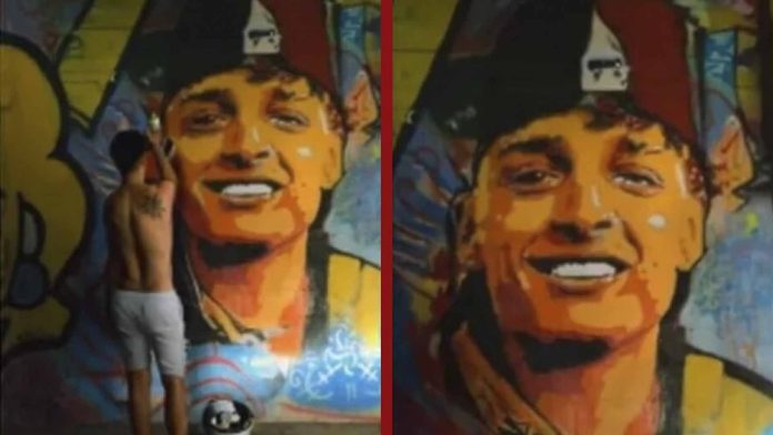 Homenajean a Peso Pluma con grafiti en Rusia