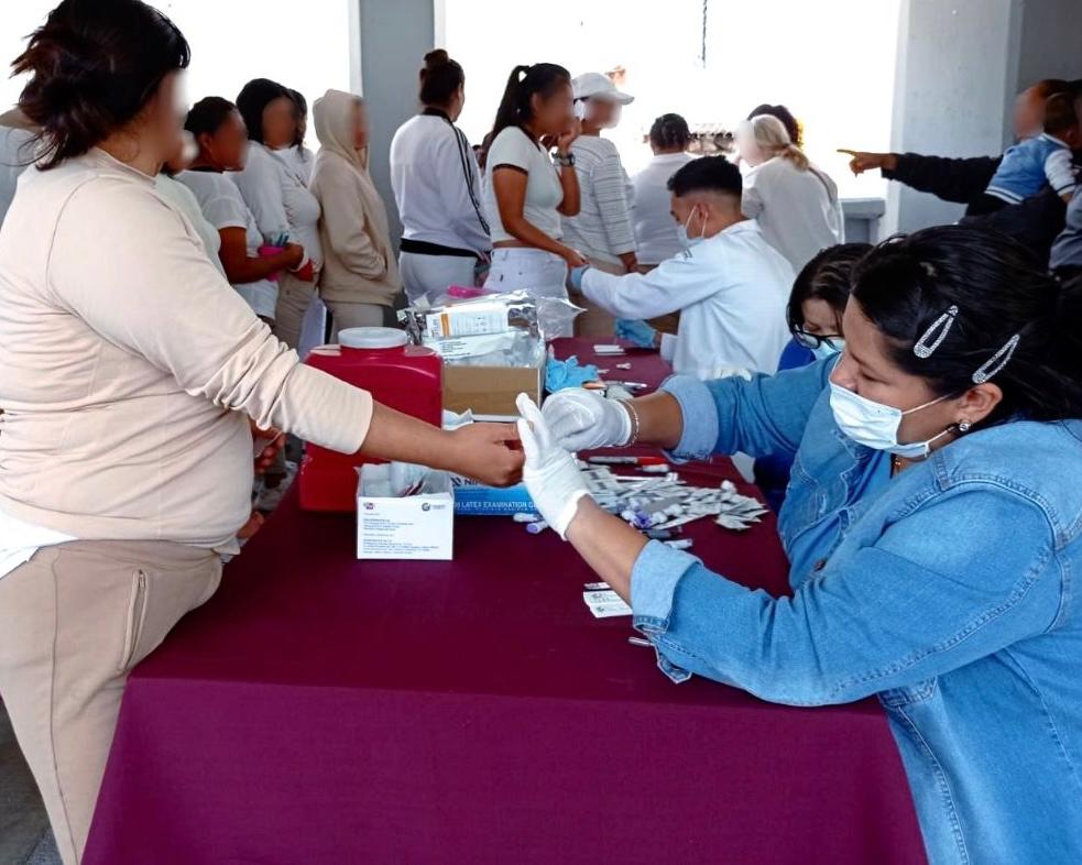 Aplica a reclusas del penal pruebas de VIH y hepatitis Aplica a reclusas del penal pruebas de VIH y hepatitis
