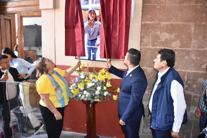 Tiene 75 Legislatura pantalla de información en formato con Lengua de Señas