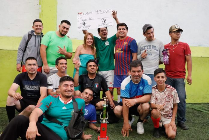Partidazos en Pátzcuaro para festejar a los papás