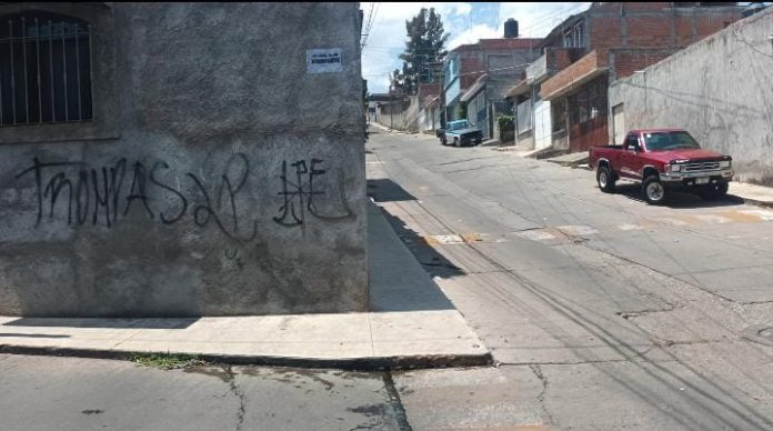 Fuga de años nunca ha sido reparada en colonia Loma Libre de Morelia