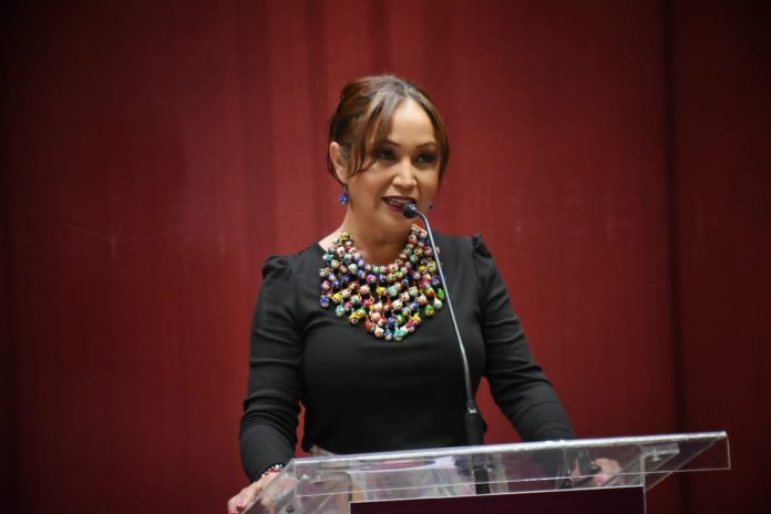 Itzé Camacho, Presentará Licencia como Presidenta Municipal