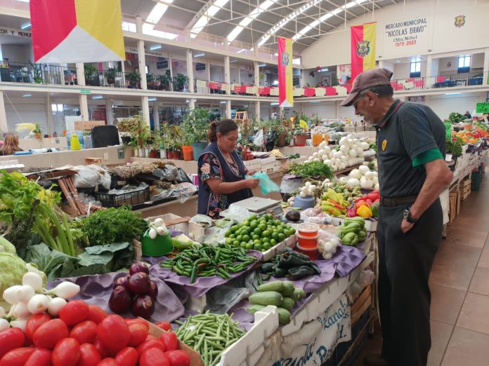Bajan hasta 60% ventas en Mercado 