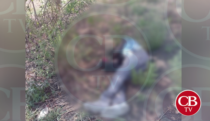 Lo asesinan y tiran en la Glorieta de Erandeni