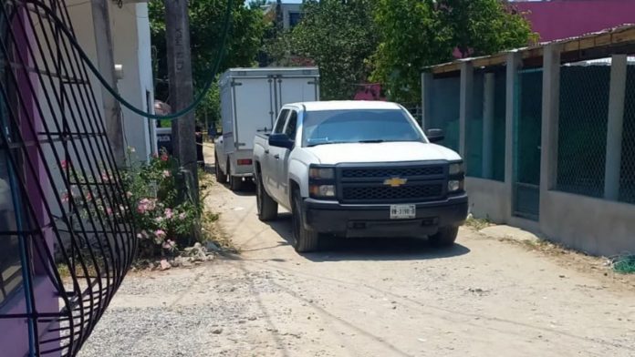 Familia muere asfixiada por dormir en su camioneta con aire acondicionado por altas temperaturas